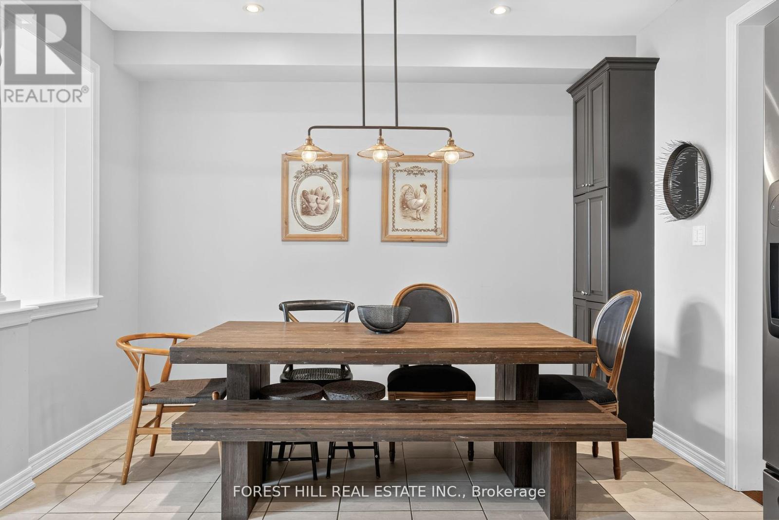 Photo 11 of 9 Robert Green Crescent, Vaughan ON