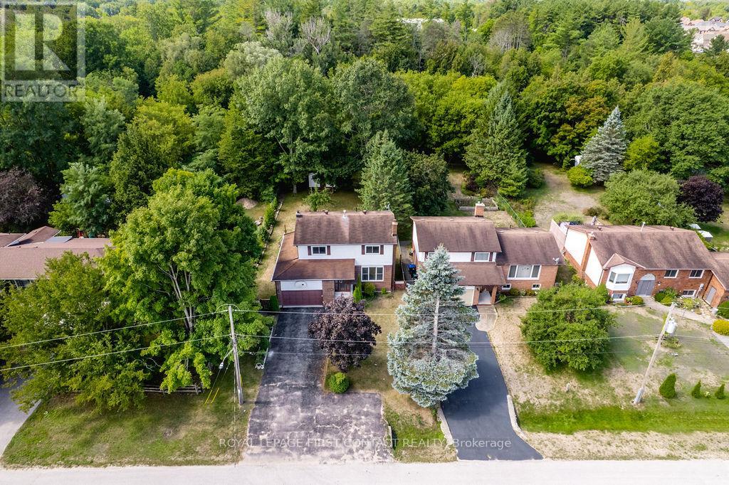 Photo 2 of 111 Graham Street, Essa ON