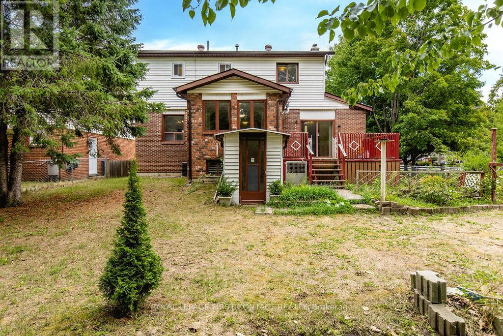 Photo 39 of 111 Graham Street, Essa ON