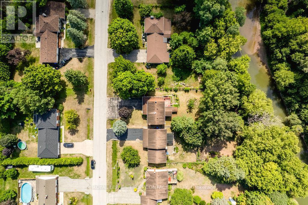 Photo 46 of 111 Graham Street, Essa ON