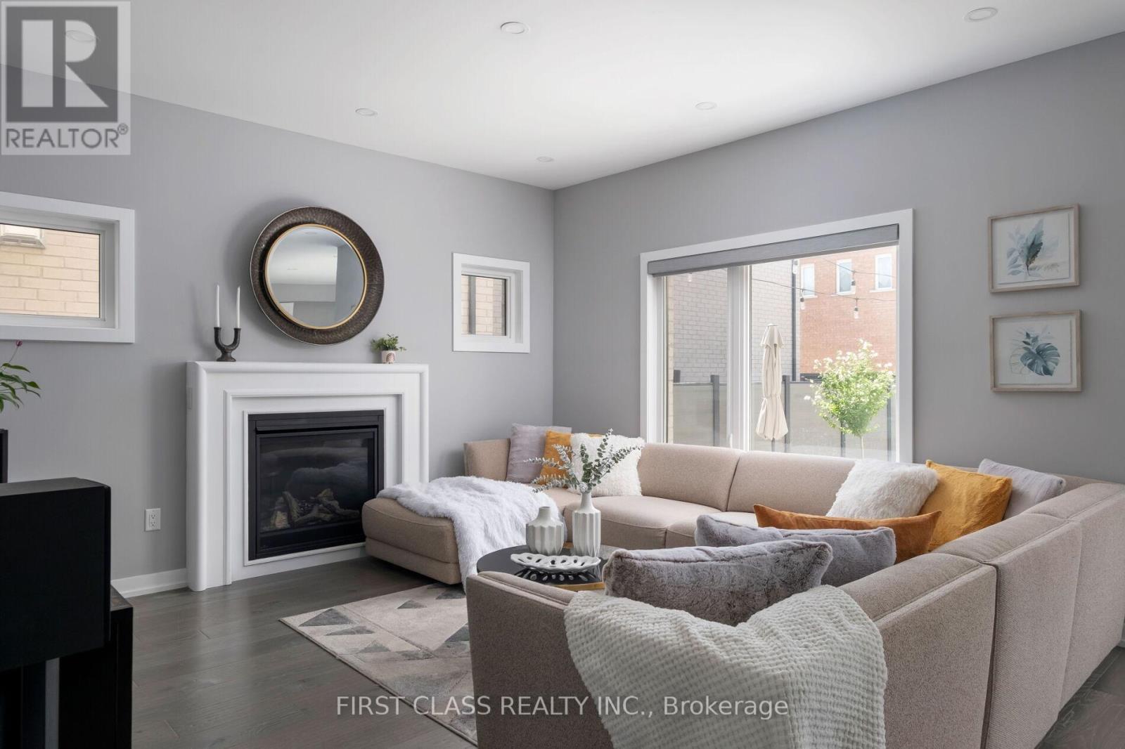 Photo 14 of 200 Webb Street, Markham ON