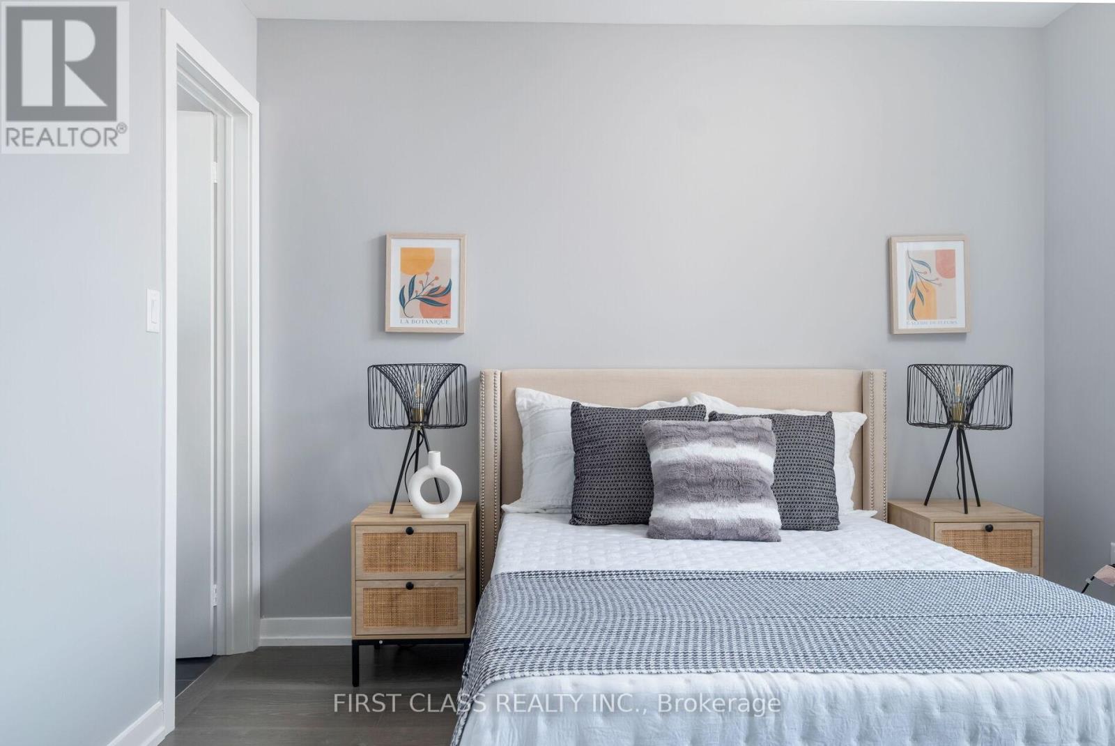 Photo 33 of 200 Webb Street, Markham ON
