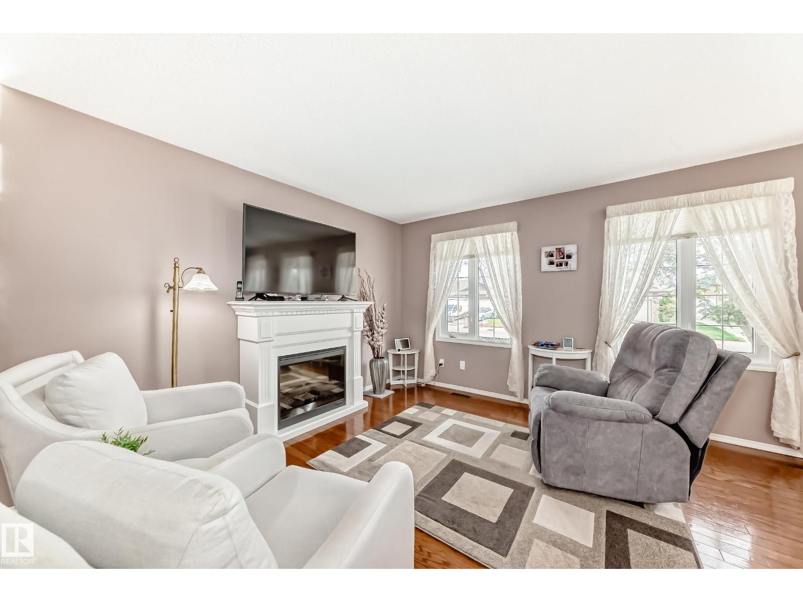 Photo 18 of 229 Warwick Rd Nw, Edmonton AB