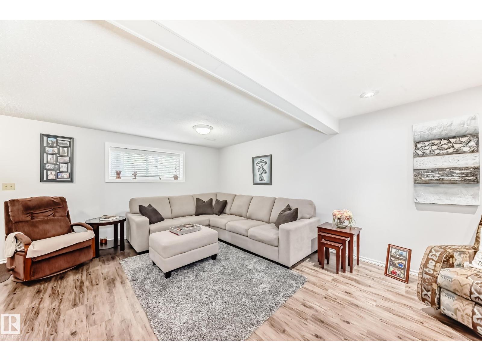 Photo 36 of 229 Warwick Rd Nw, Edmonton AB