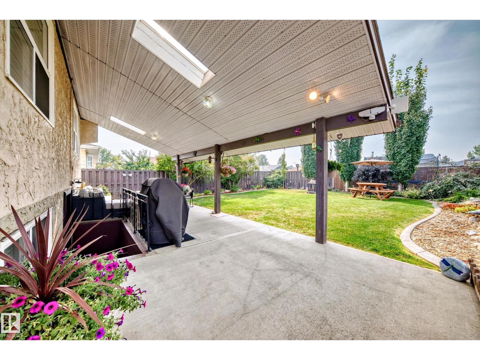 Photo 54 of 229 Warwick Rd Nw, Edmonton AB