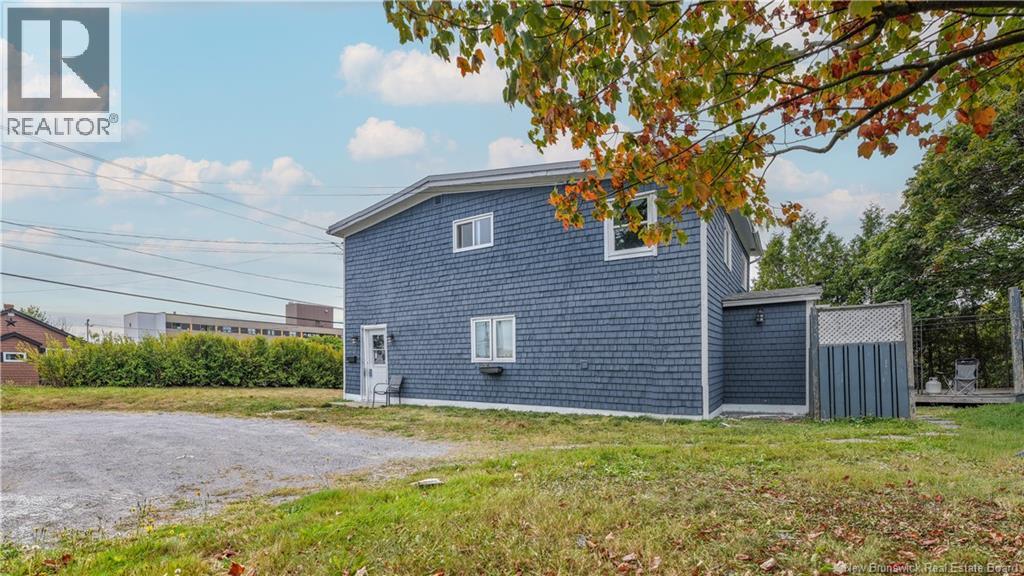Photo 5 of 12 Valley Street, Saint John NB