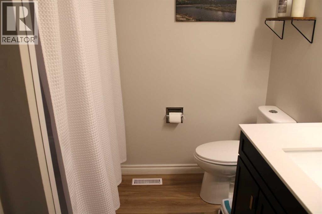 Photo 6 of 5211 37 Street, Lloydminster AB