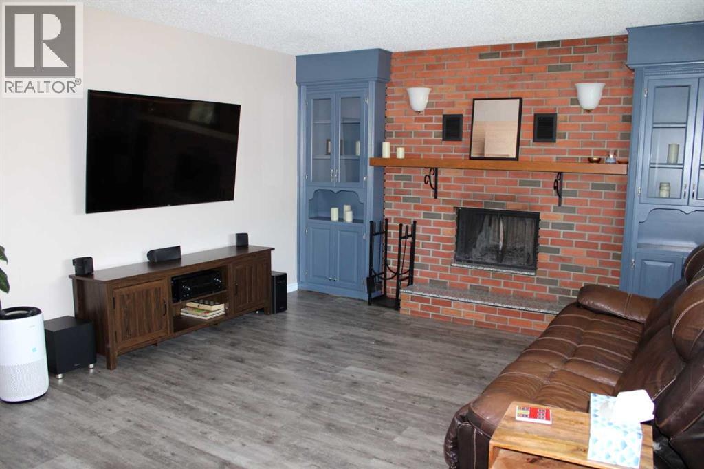 Photo 2 of 5211 37 Street, Lloydminster AB