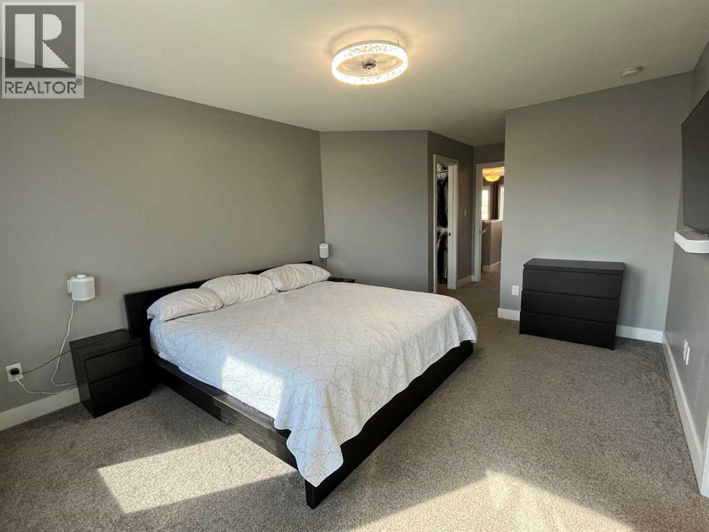 Photo 10 of 111 Moonlight Boulevard W, Lethbridge AB