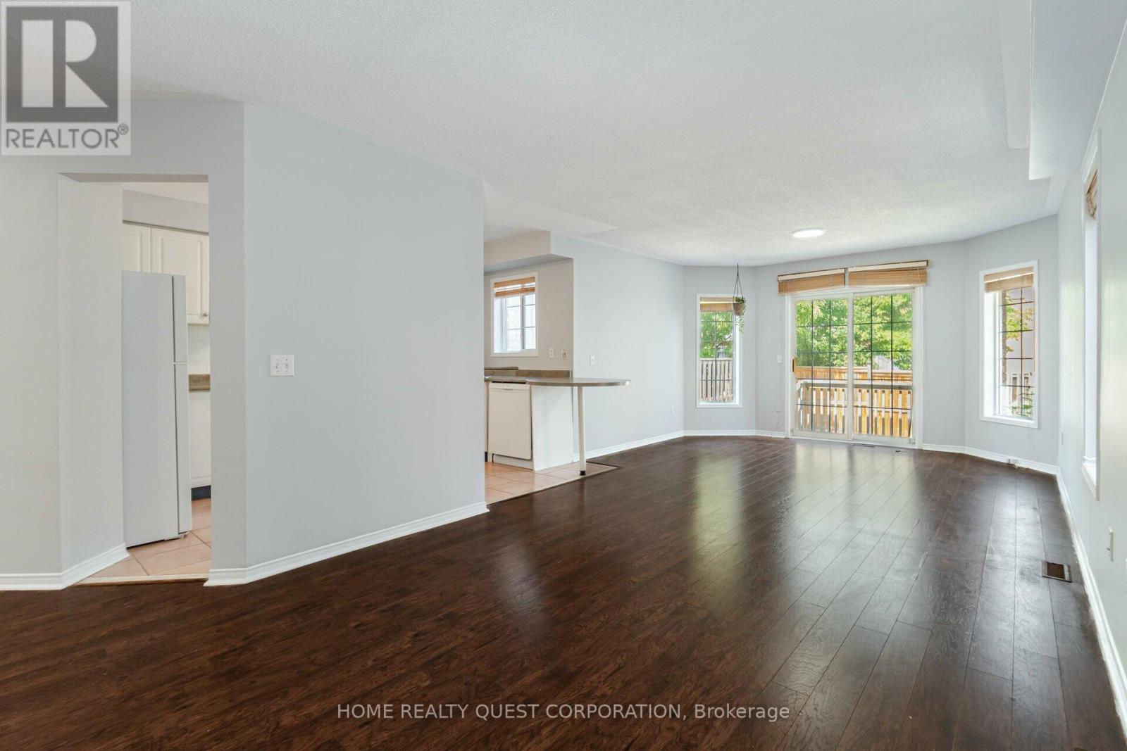 Photo 12 of 32 9900 Mclaughlin Road N, Brampton ON