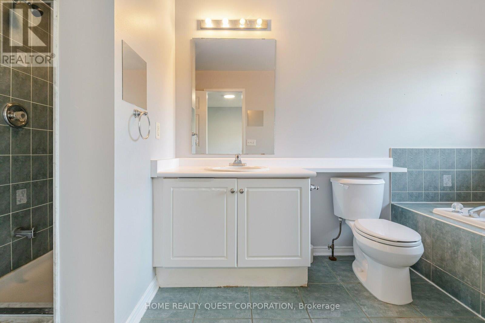 Photo 23 of 32 9900 Mclaughlin Road N, Brampton ON
