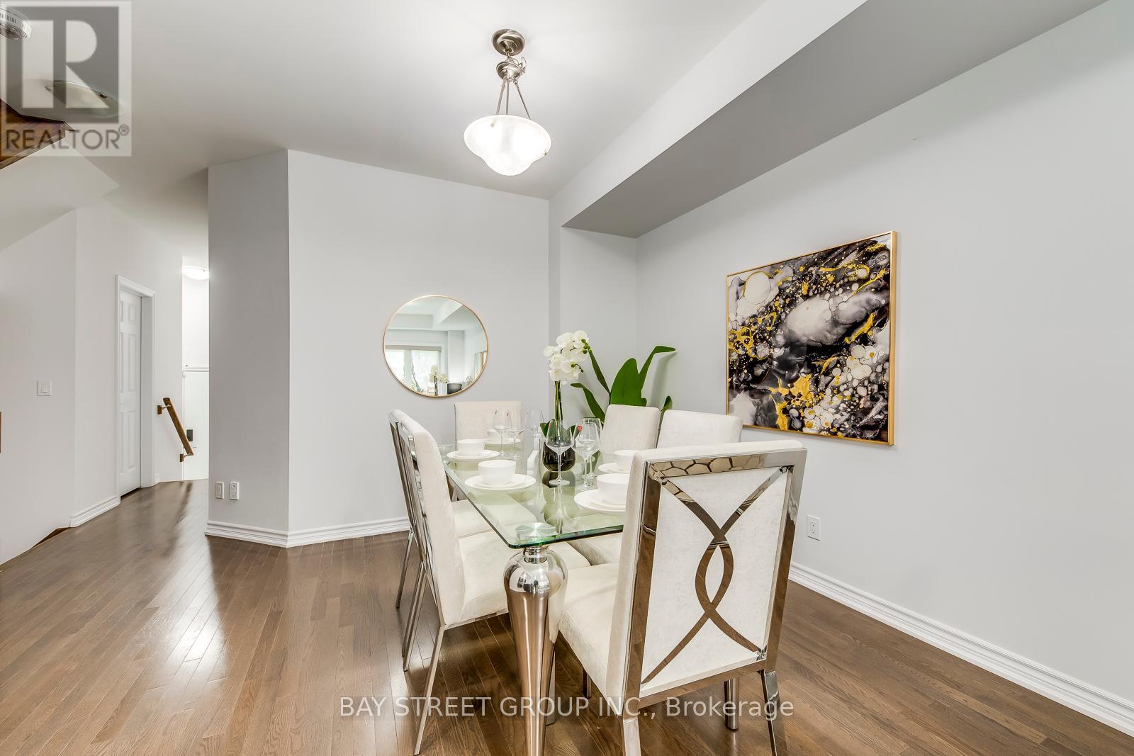 Photo 6 of 371 Athabasca Common, Oakville ON