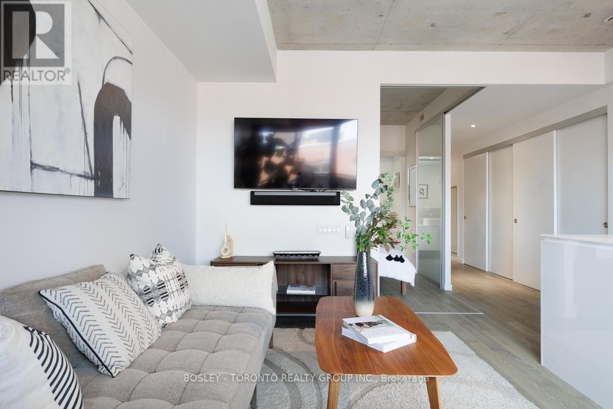 Photo 7 of 308 383 Sorauren Avenue, Toronto ON