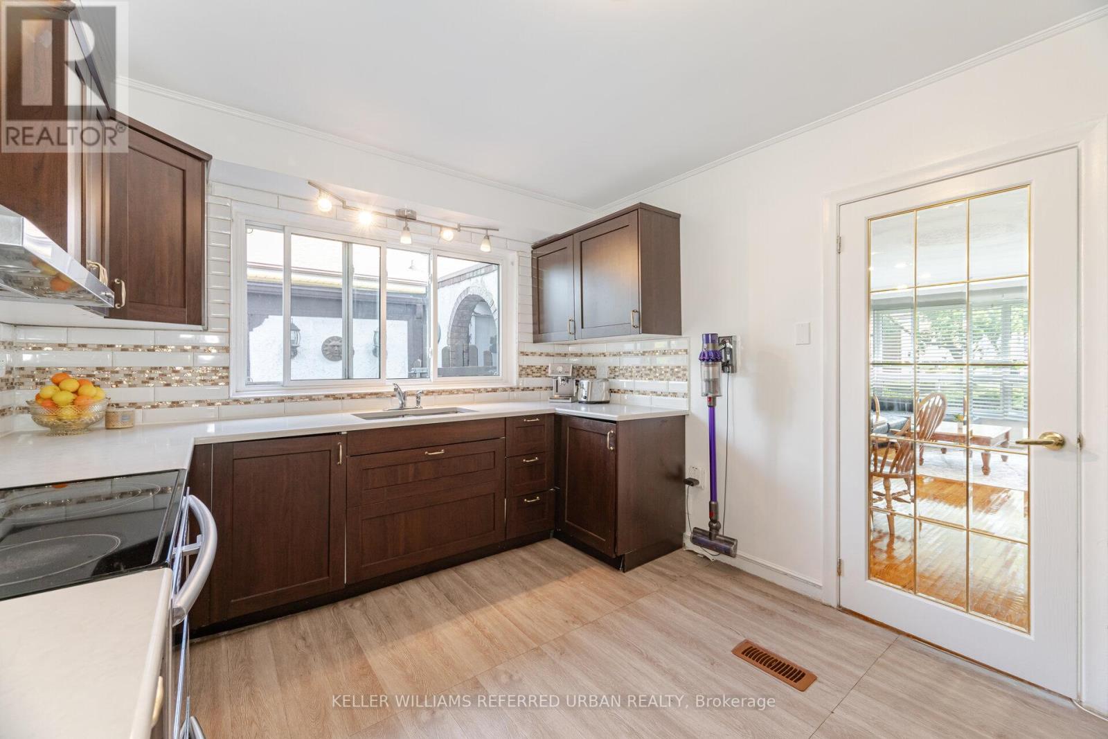 Photo 10 of 60 Hinton Road, Toronto ON