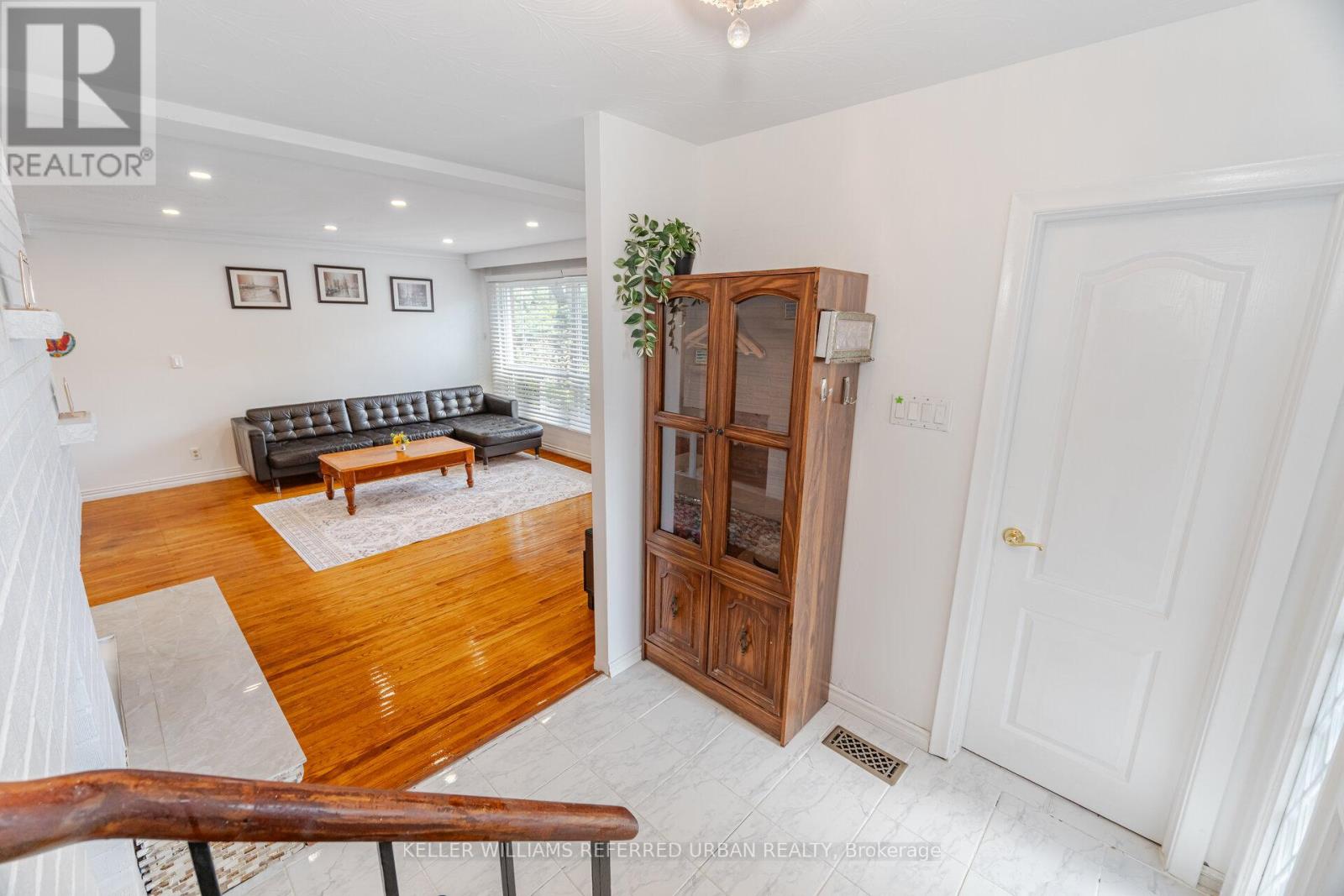 Photo 4 of 60 Hinton Road, Toronto ON
