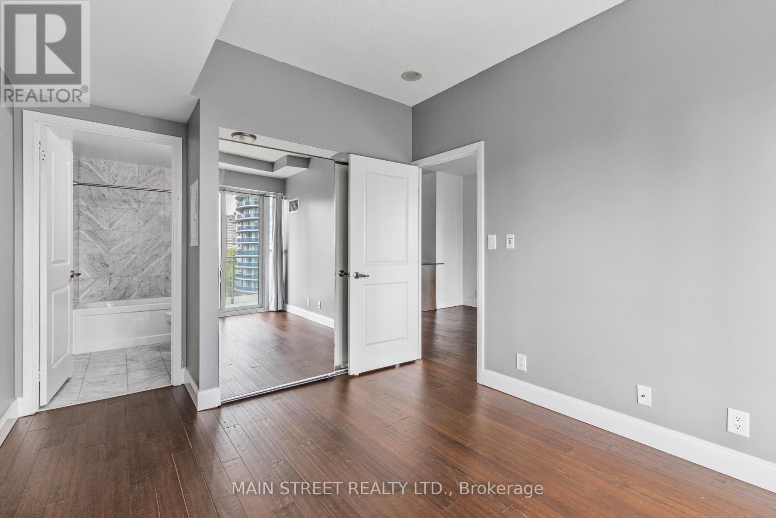 Photo 12 of 503 50 Absolute Avenue, Mississauga ON