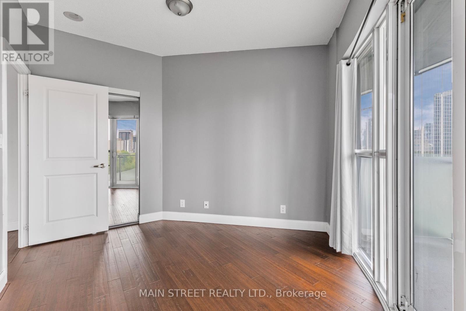 Photo 16 of 503 50 Absolute Avenue, Mississauga ON