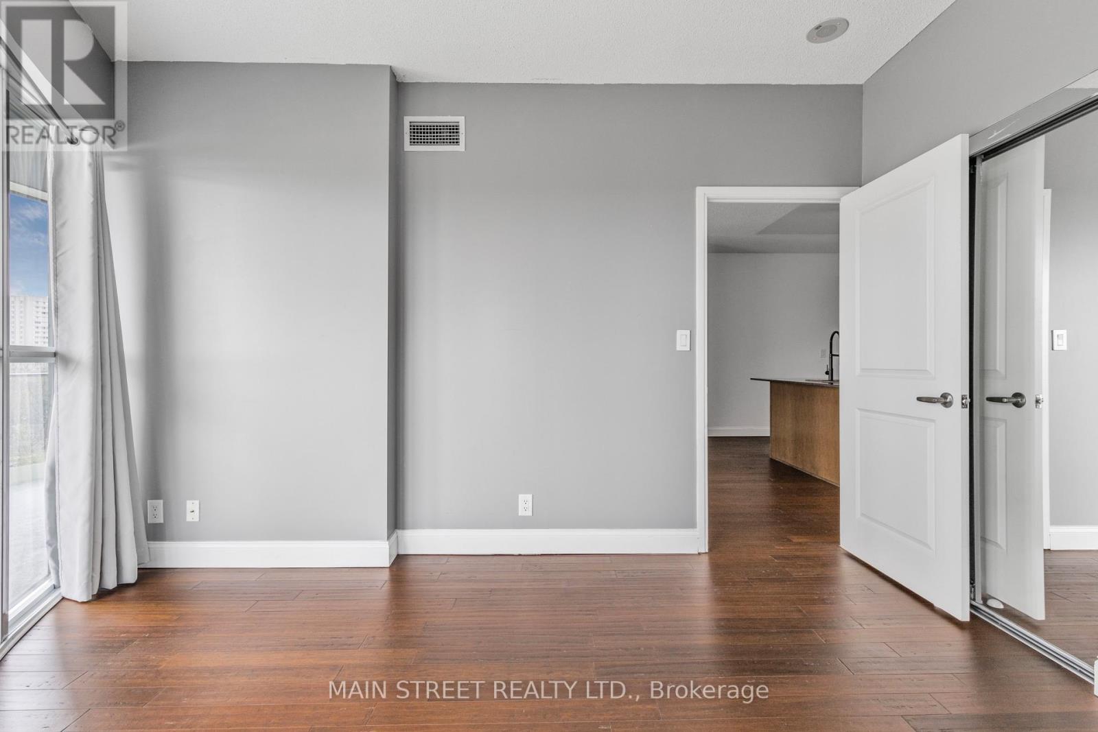 Photo 17 of 503 50 Absolute Avenue, Mississauga ON