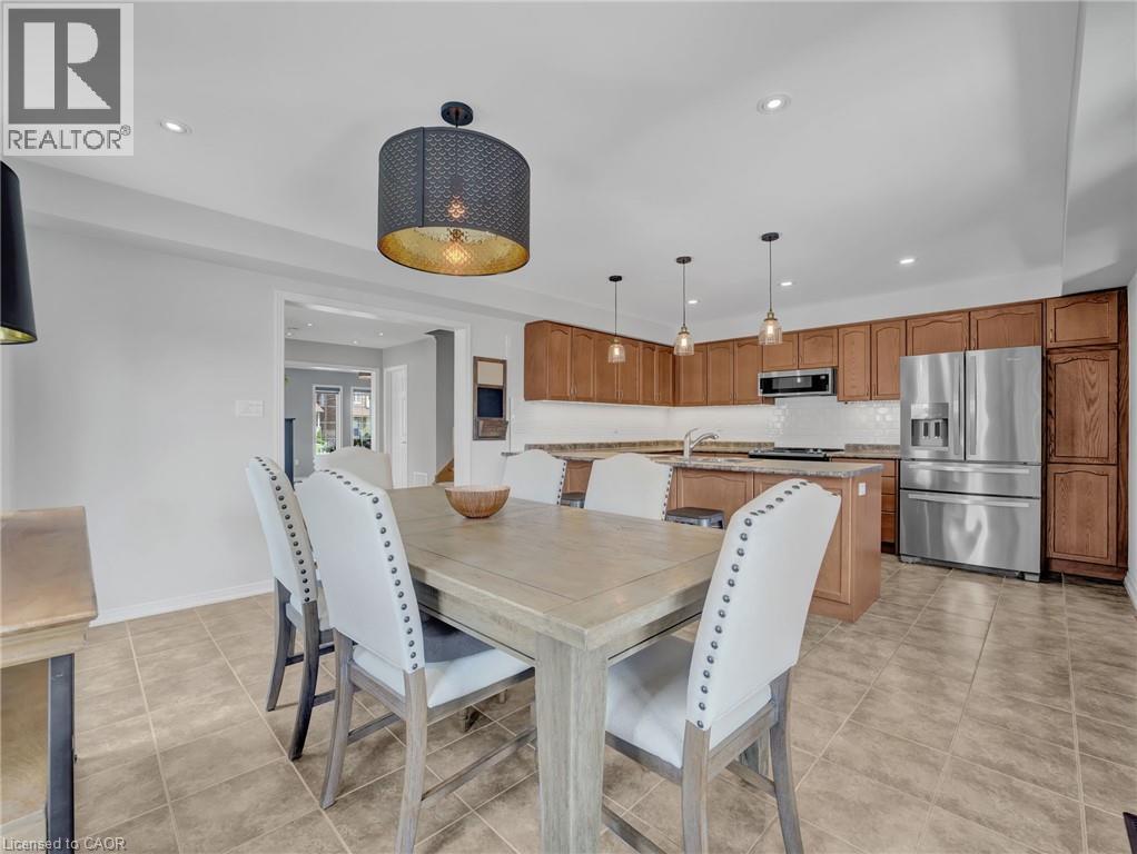 Photo 13 of 100 Burke Street, Waterdown ON
