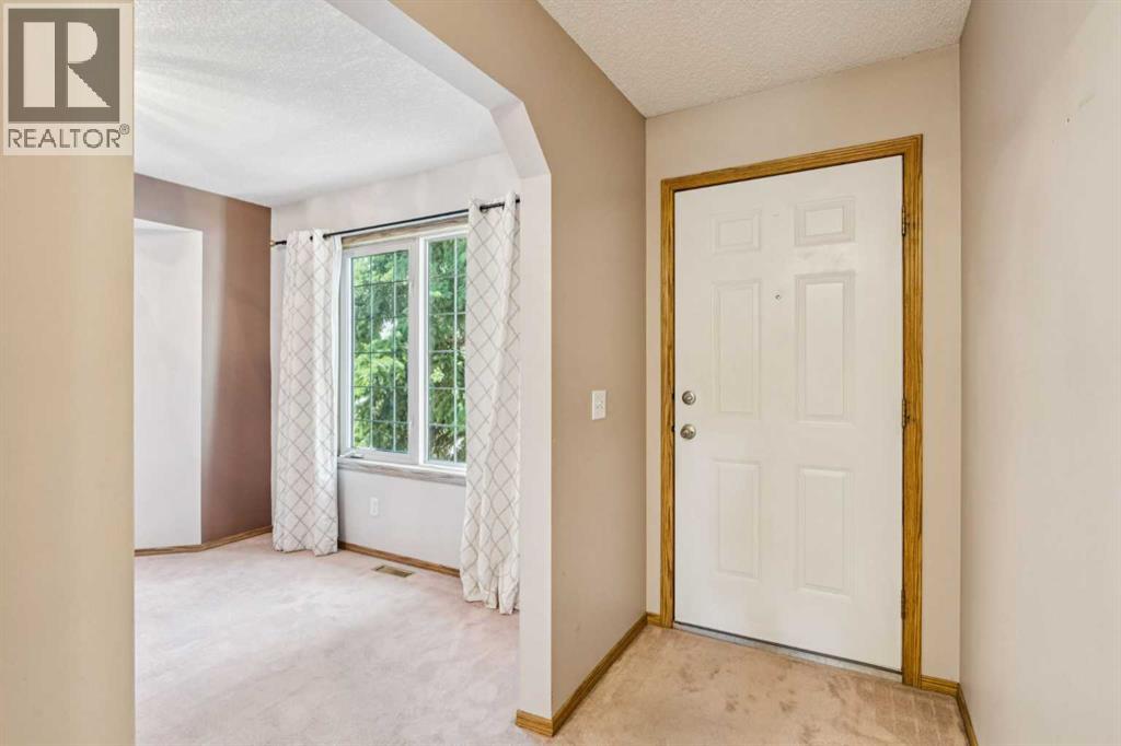 Single Family House for Sale in  Somervale Point SW Somerset Calgary 