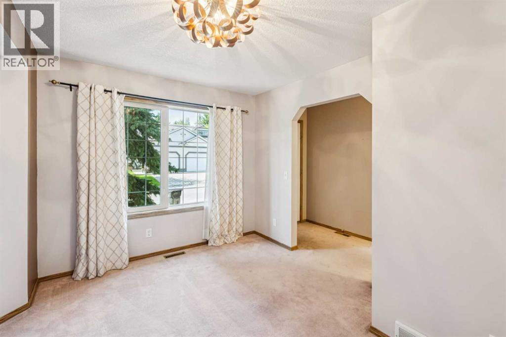 Single Family House for Sale in  Somervale Point SW Somerset Calgary 