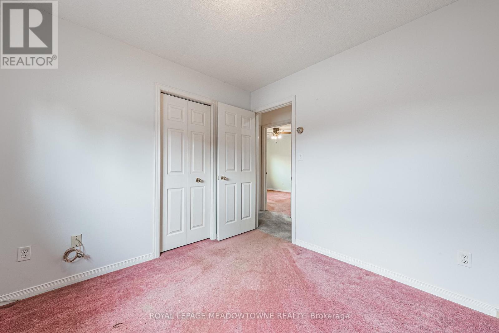 Photo 15 of 116 Dyer Court, Cambridge ON