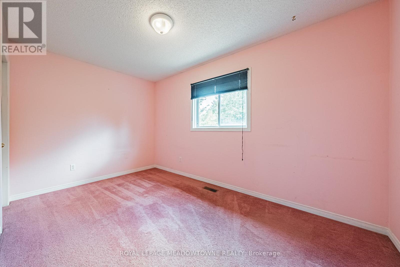 Photo 16 of 116 Dyer Court, Cambridge ON