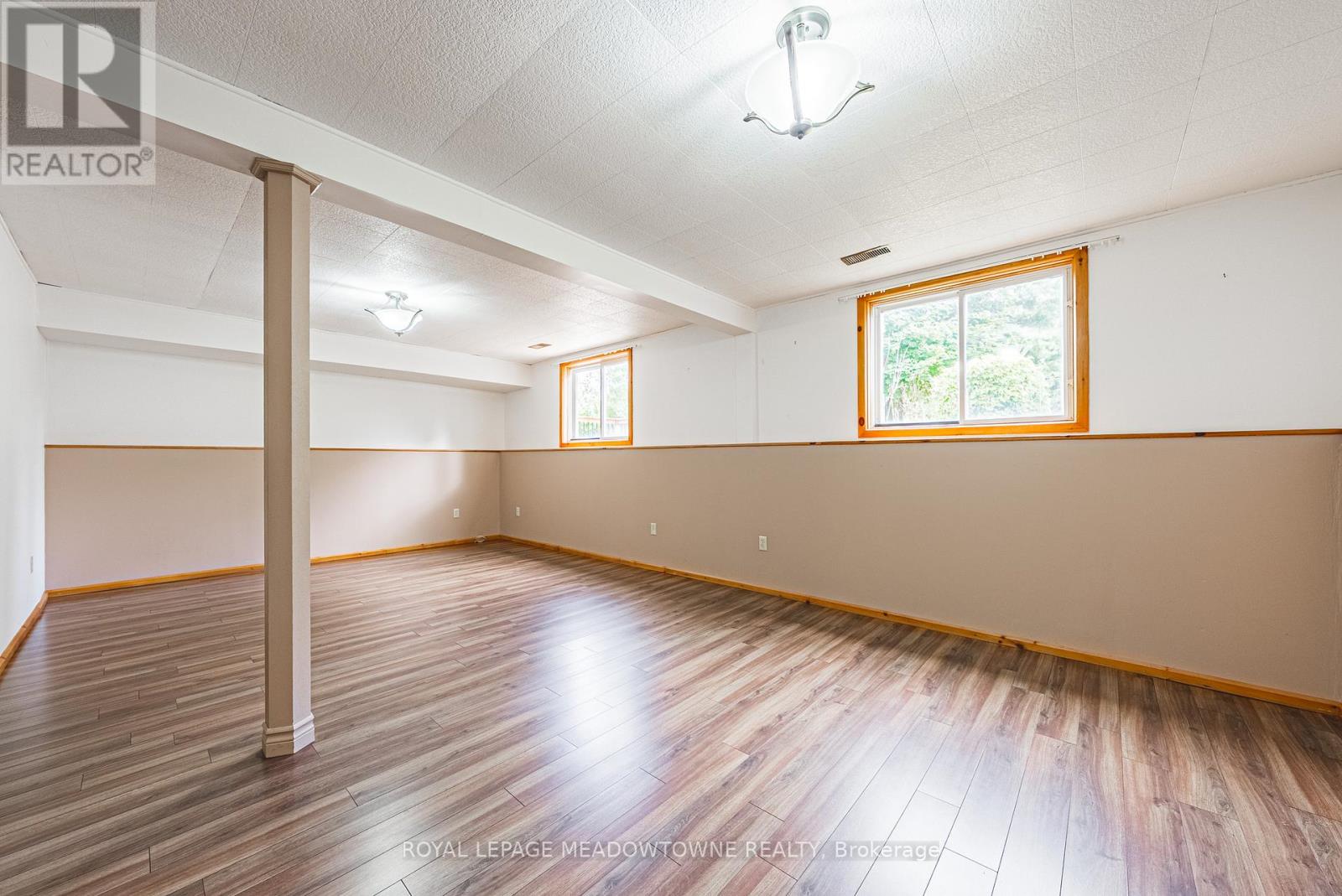 Photo 21 of 116 Dyer Court, Cambridge ON