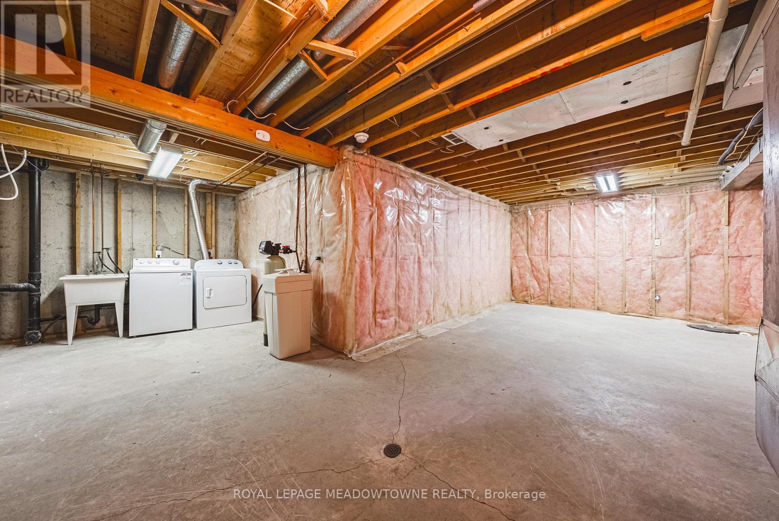 Photo 26 of 116 Dyer Court, Cambridge ON