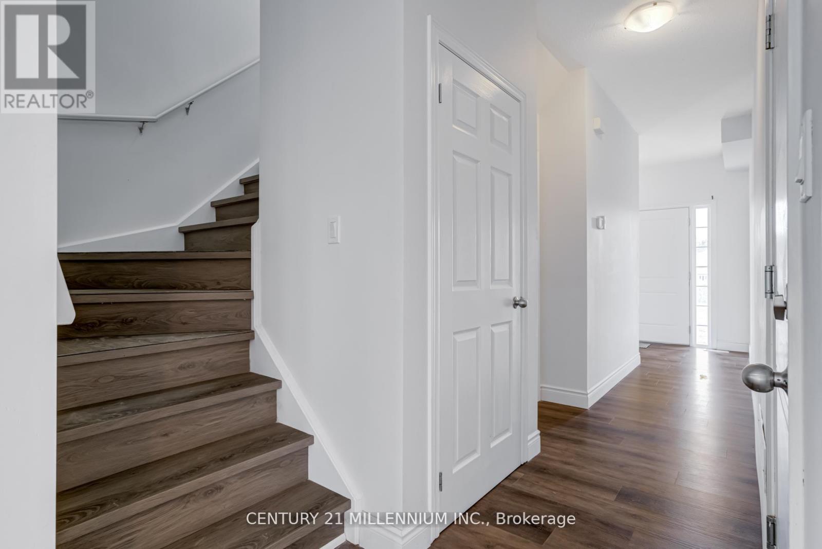 Photo 17 of 38 Kent Street, St Catharines ON