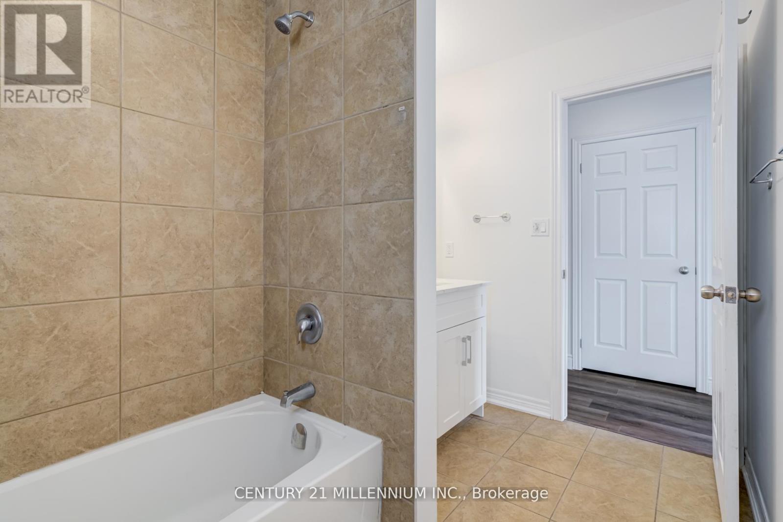 Photo 32 of 38 Kent Street, St Catharines ON