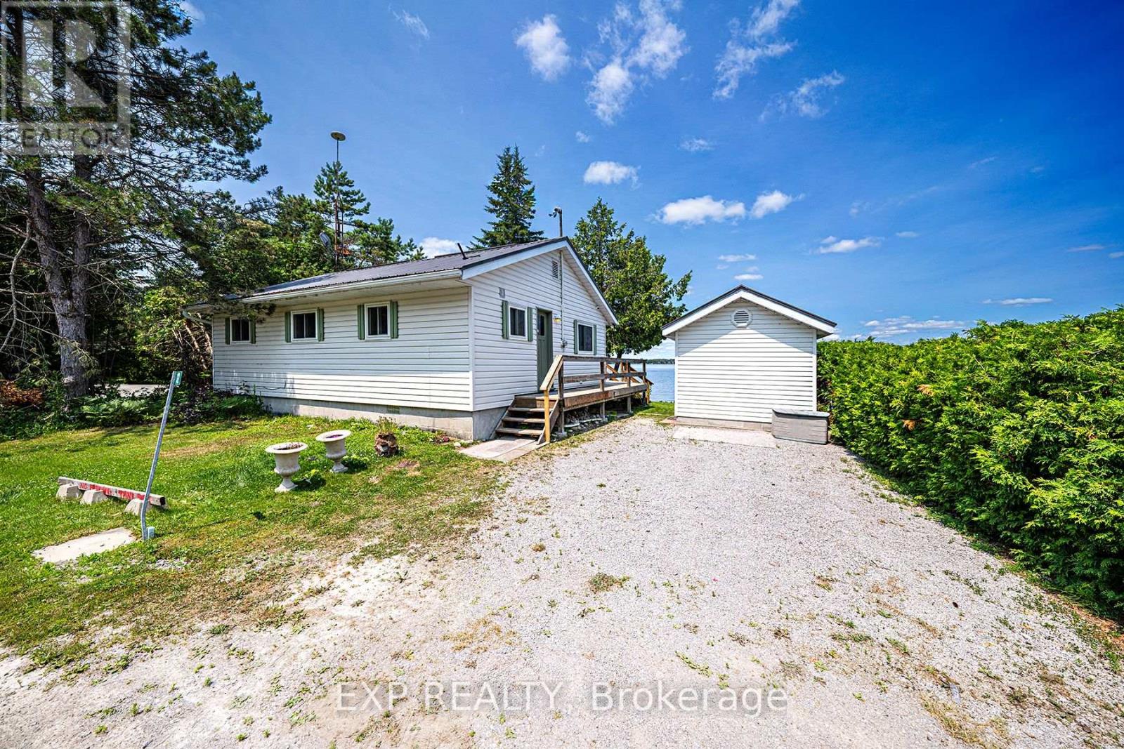 Photo 5 of 12 Cedar Point Road, Kawartha Lakes ON