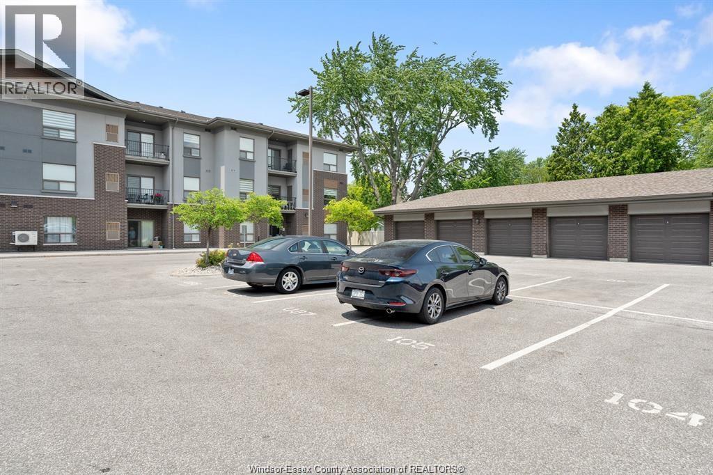 Photo 38 of 5840 Newman Boulevard Unit 321, Lasalle ON