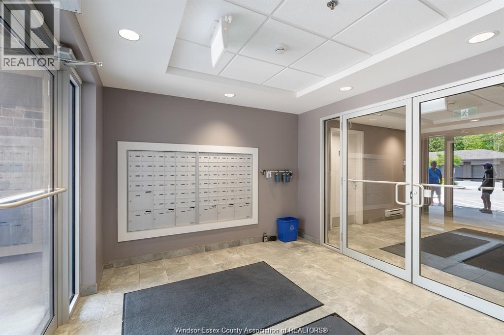 Photo 4 of 5840 Newman Boulevard Unit 321, Lasalle ON