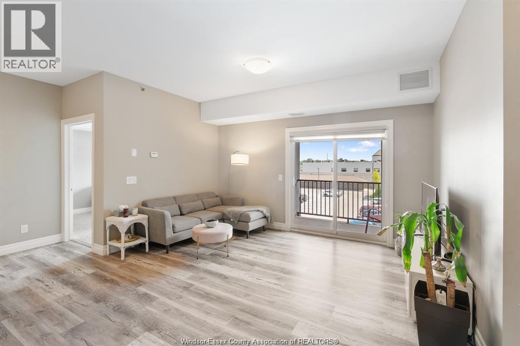 Photo 6 of 5840 Newman Boulevard Unit 321, Lasalle ON
