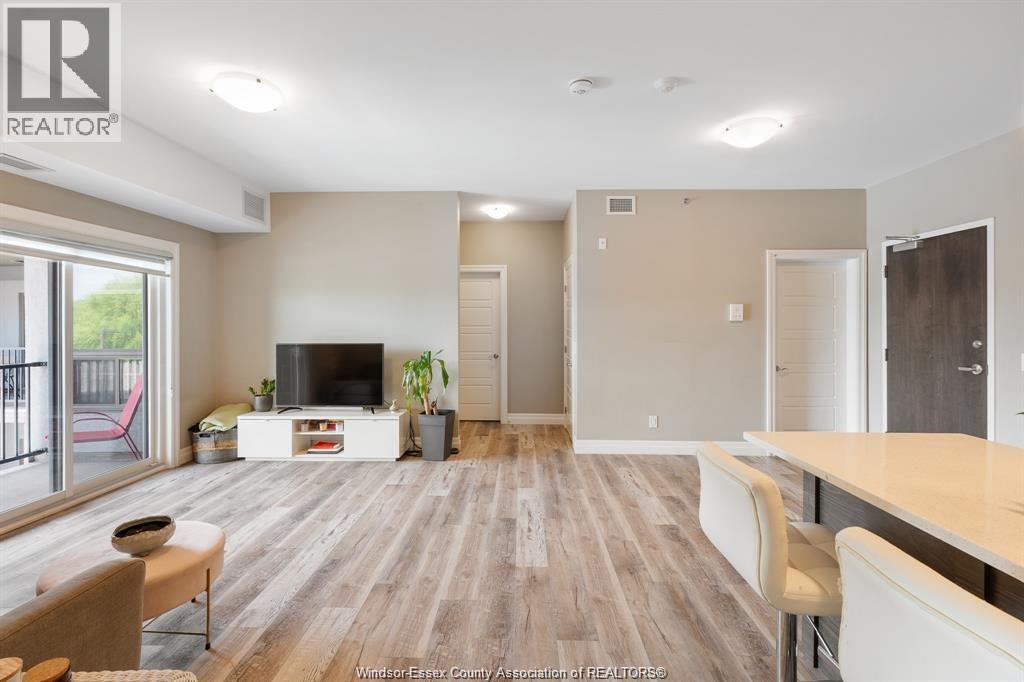 Photo 9 of 5840 Newman Boulevard Unit 321, Lasalle ON
