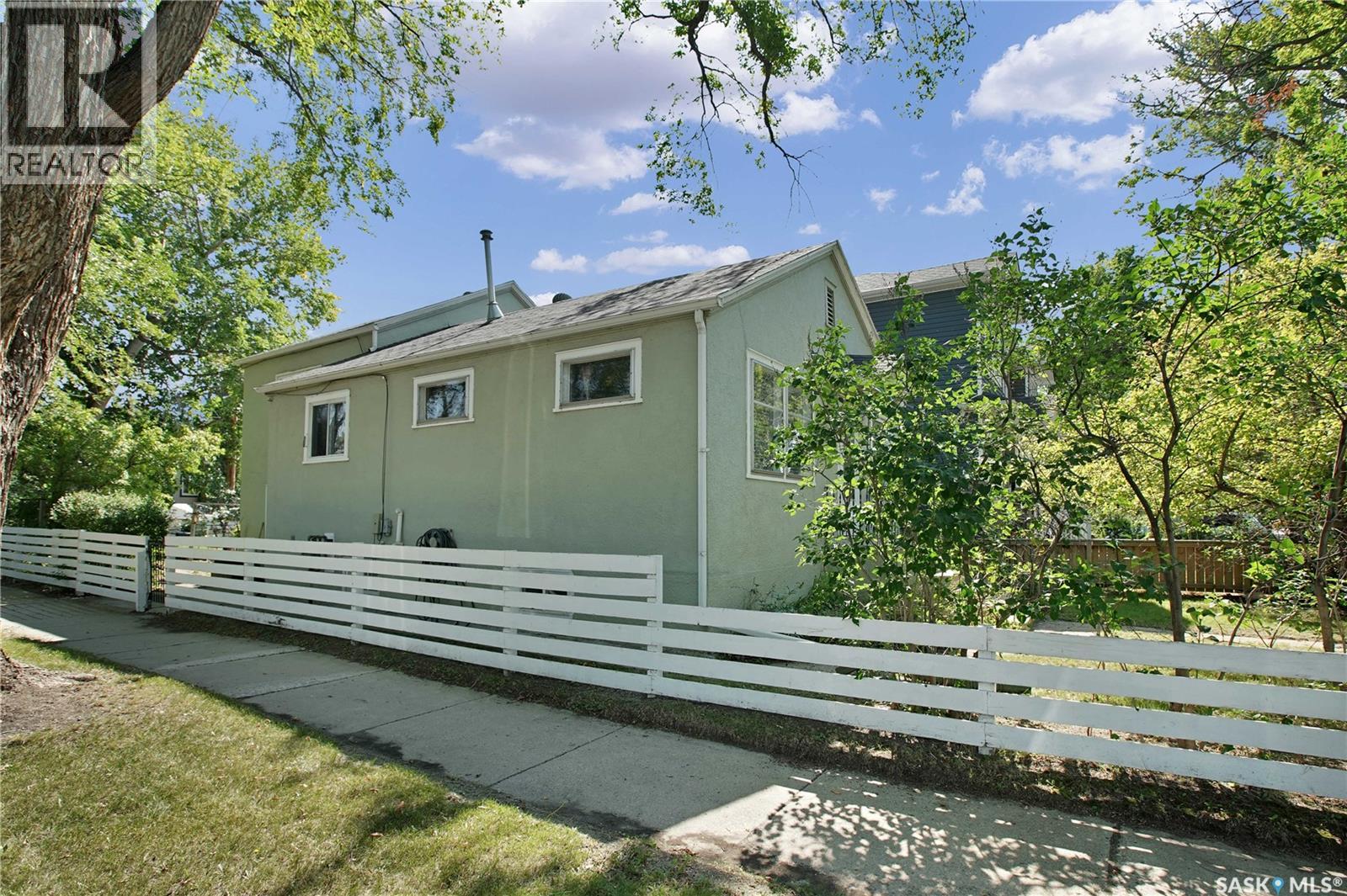Photo 22 of 1301 Broadway Avenue, Saskatoon SK