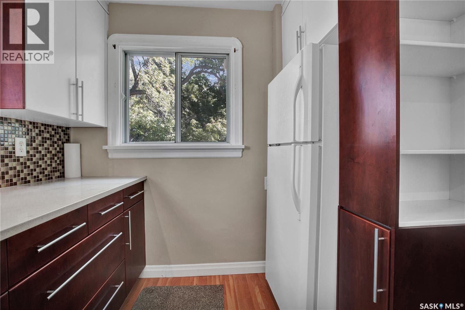Photo 8 of 1301 Broadway Avenue, Saskatoon SK