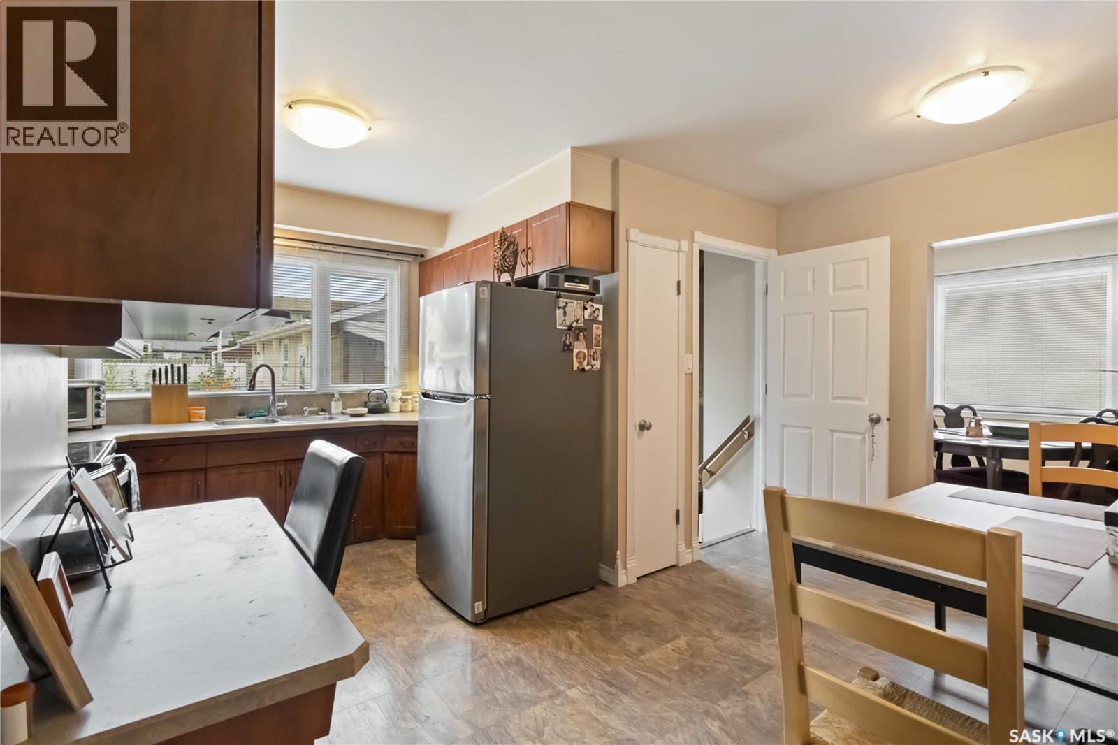Photo 13 of 106 Phillips Crescent, Saskatoon SK