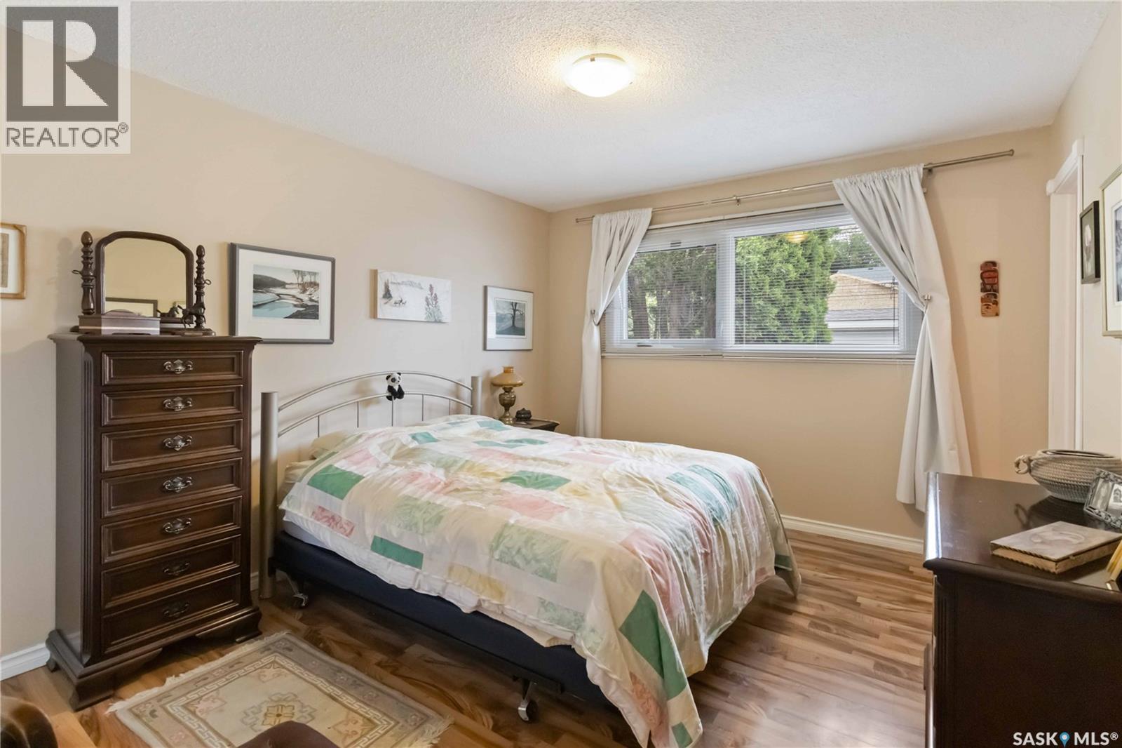 Photo 16 of 106 Phillips Crescent, Saskatoon SK