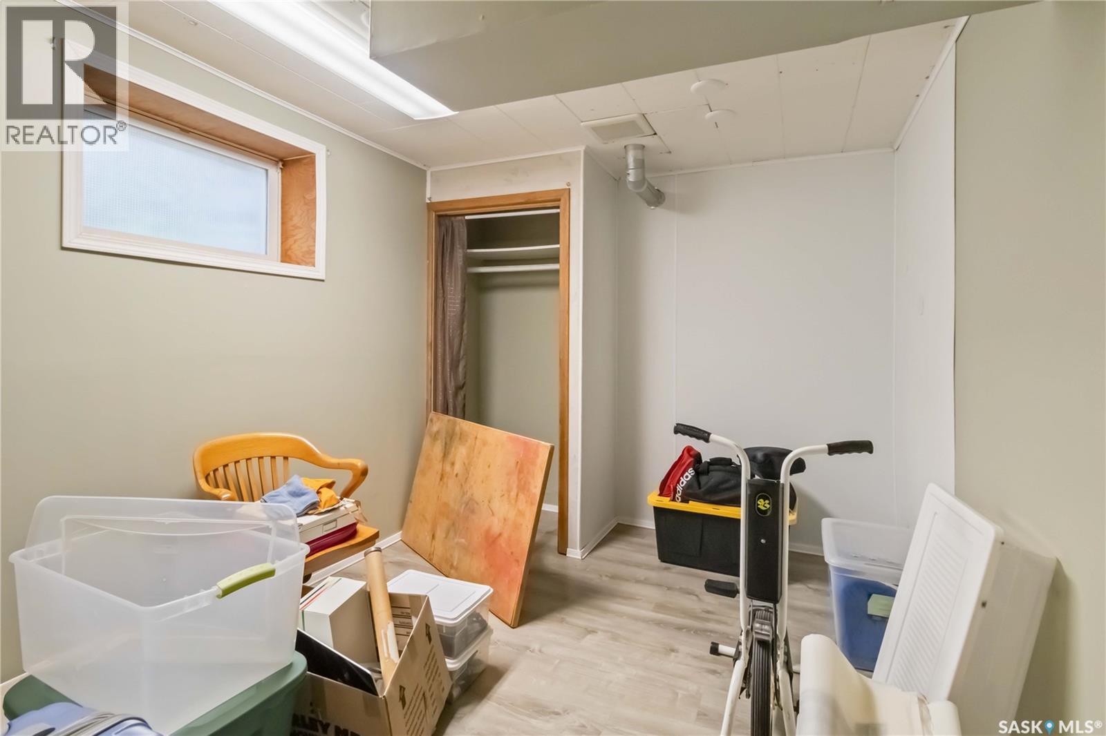 Photo 23 of 106 Phillips Crescent, Saskatoon SK