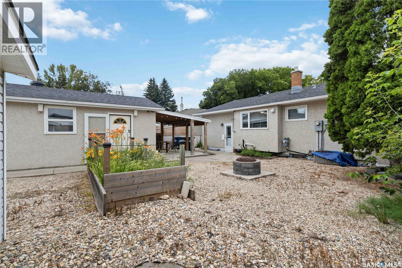 Photo 28 of 106 Phillips Crescent, Saskatoon SK