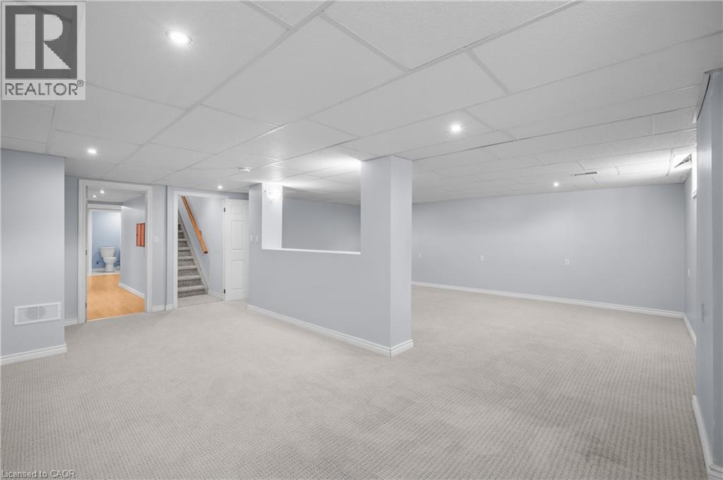 Photo 34 of 193 Glenariff Drive, Hamilton ON