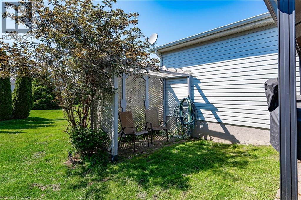 Photo 45 of 193 Glenariff Drive, Hamilton ON