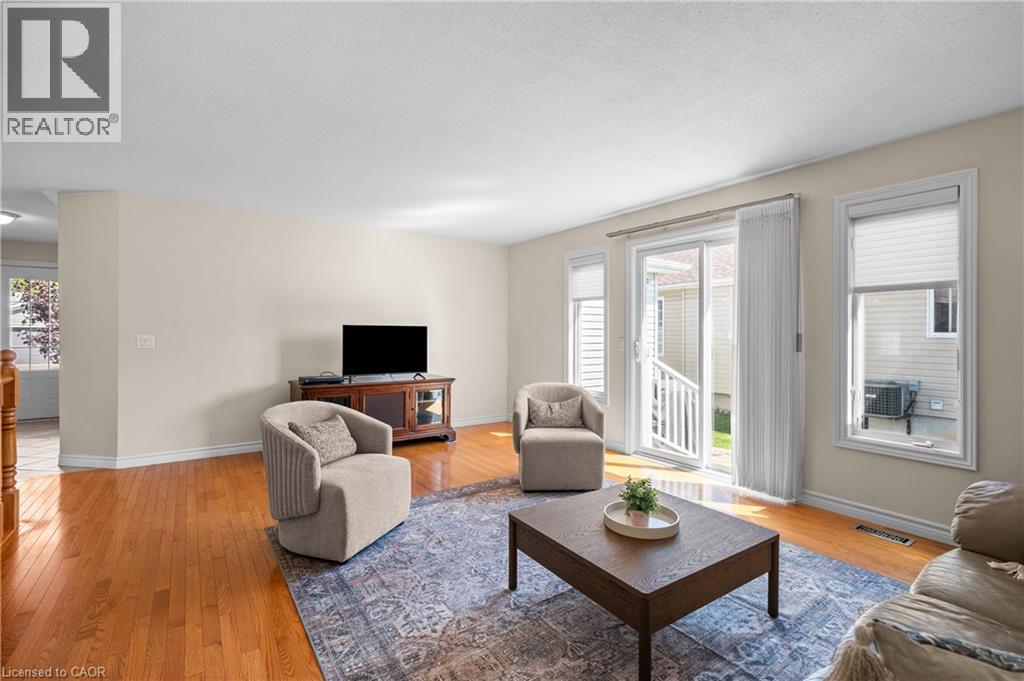 Photo 7 of 193 Glenariff Drive, Hamilton ON