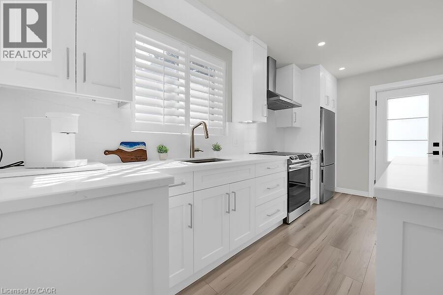 Photo 11 of 515 Upper James Street, Hamilton ON
