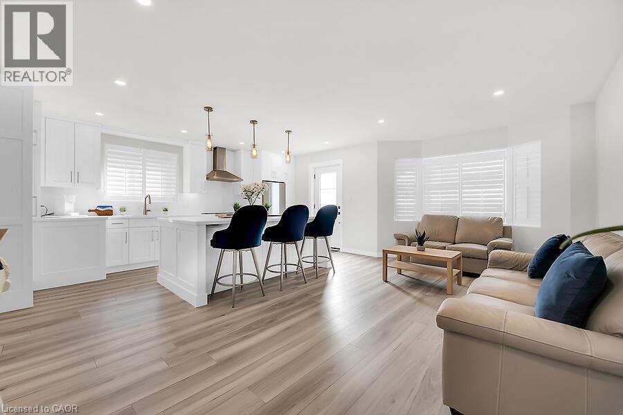 Photo 13 of 515 Upper James Street, Hamilton ON