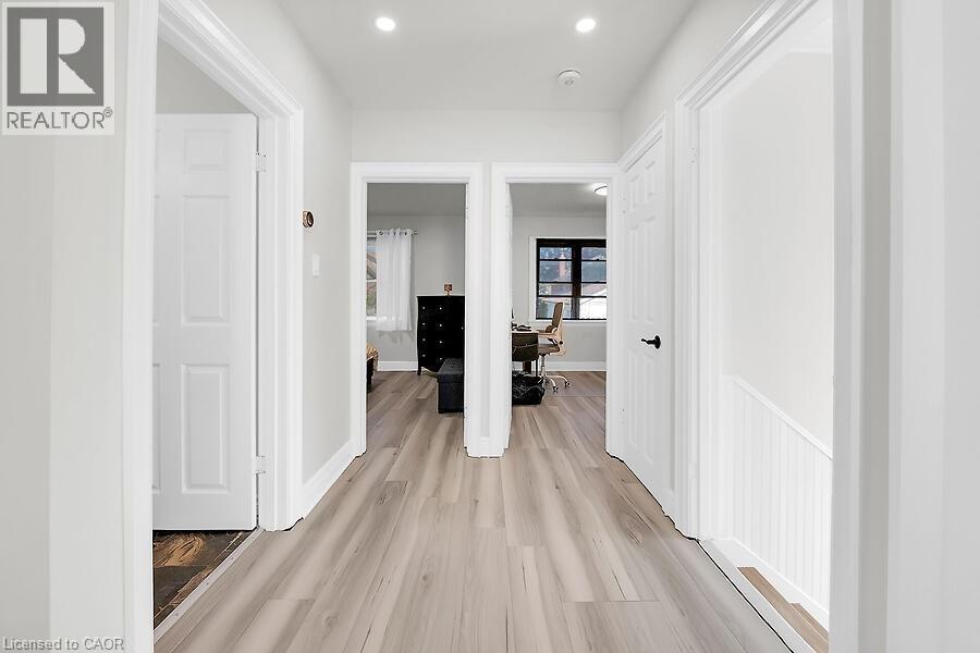 Photo 17 of 515 Upper James Street, Hamilton ON