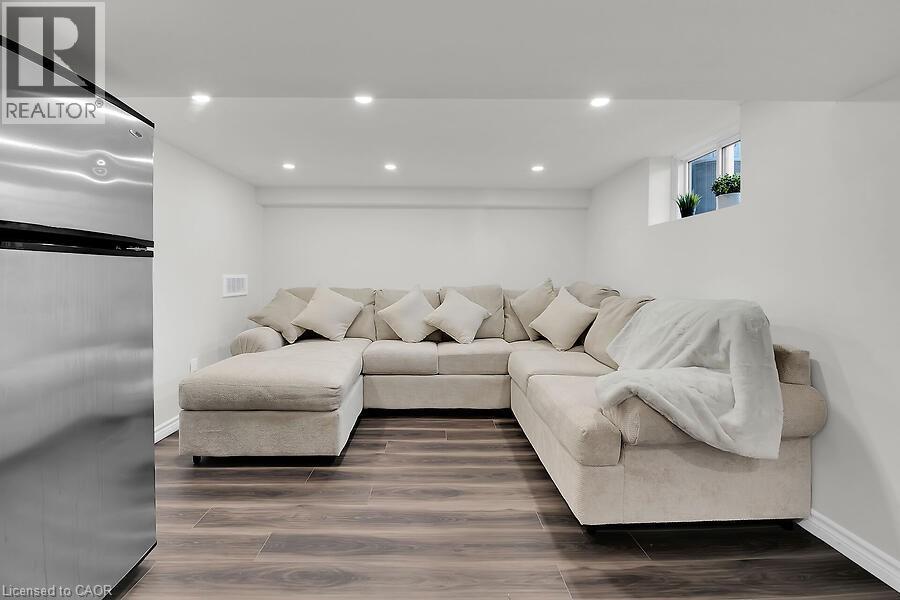 Photo 26 of 515 Upper James Street, Hamilton ON