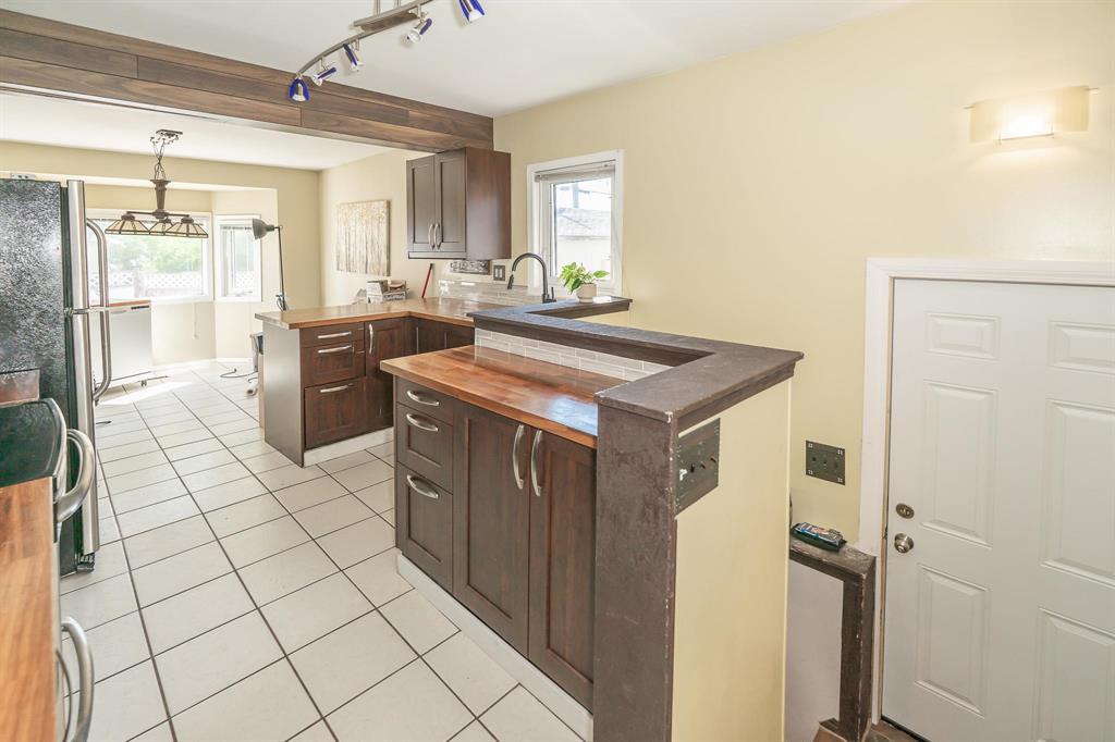 Photo 15 of 1067 Clifton Street, Winnipeg MB